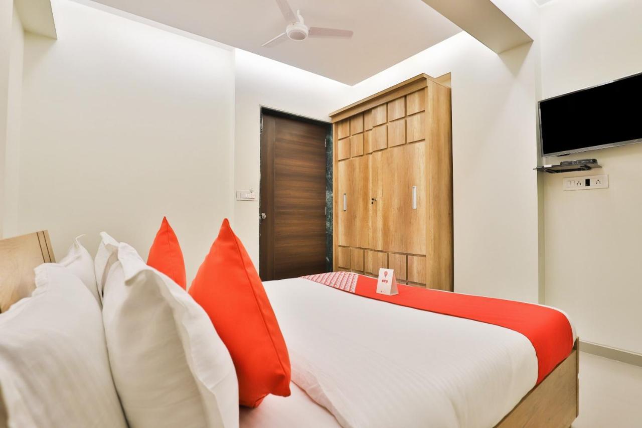 Collection O 12462 Hotel Shiv Inn Gandhinagar Eksteriør billede