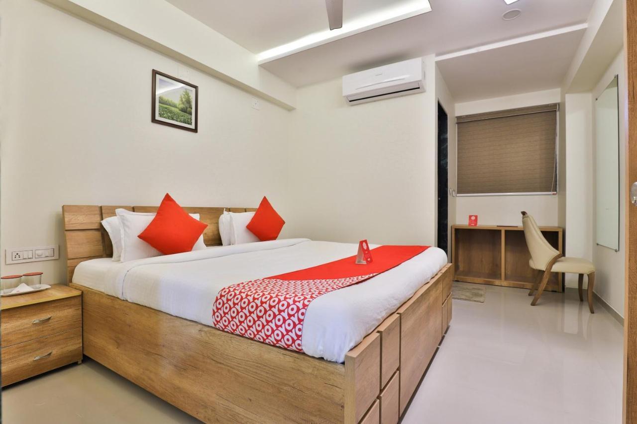 Collection O 12462 Hotel Shiv Inn Gandhinagar Eksteriør billede